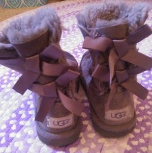 Bailey bow Uggs size 13